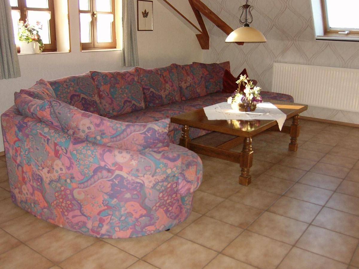 Ganze Wohnung, Three-Bedroom Apartment in Schillingsfürst, Romantische Straße