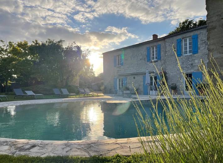 Chambre d’hôte pour 3 personnes, avec piscine et jardin