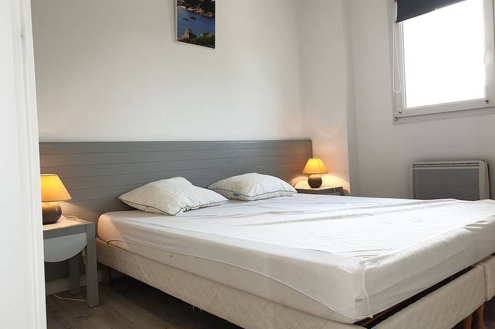 Gîte pour 3 personnes, avec jardin dans Plage de Trestel - 2
