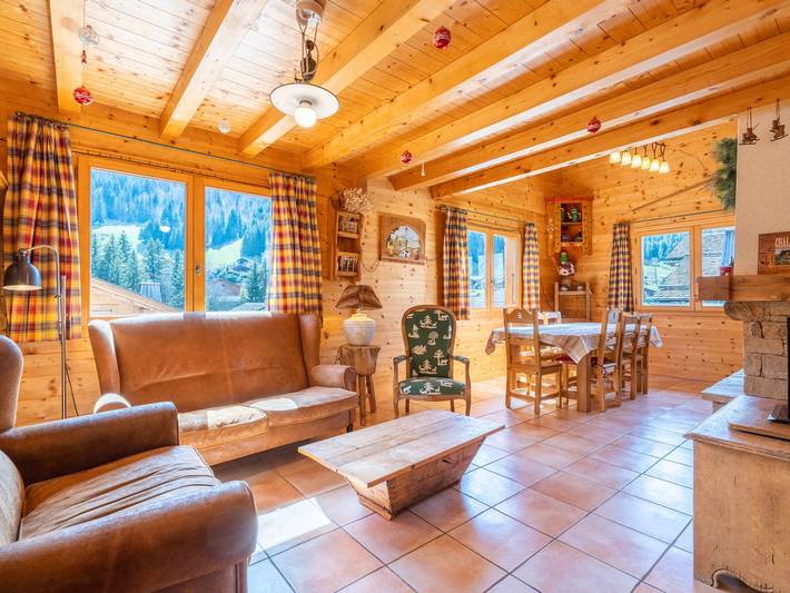 Casa rural para 9 personas, con terraza - 1
