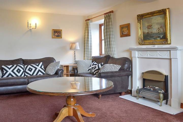 Cottage for 8 people, with pool and garden in Shropshire