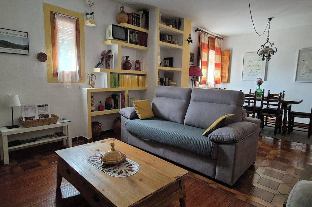 Entire apartment, Apartment (full rental) San Nicolas for 5 people in Cuenca, Cuenca Province