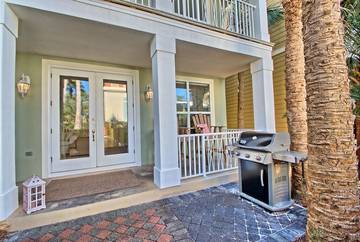 Vacation House for 12 Guests in Alys Beach, Rosemary Beach, Picture 1