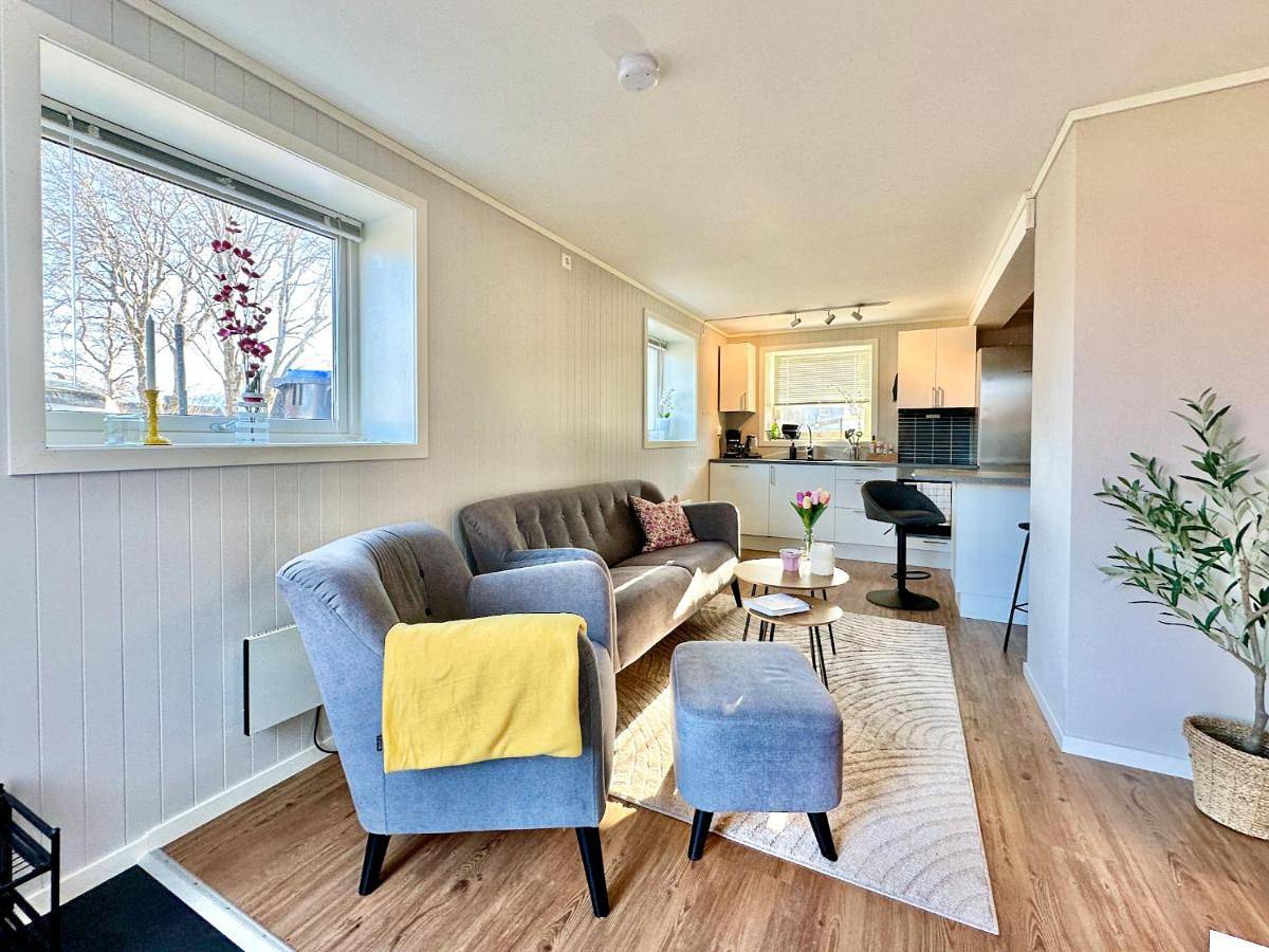 Appartement entier, Apartment - Ground Floor in Leknes, Vestvågøy