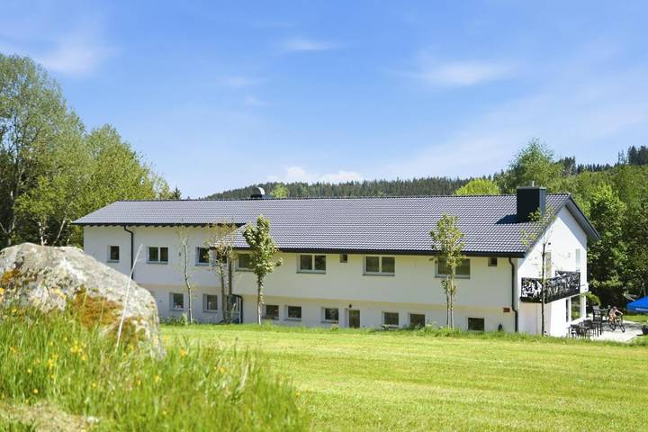 Chambre d’hôte pour 2 personnes, avec jardin et vue à Feldberg