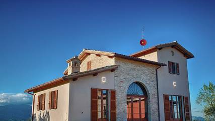 Cottage pour 6 personnes, avec jardin ainsi que piscine et terrasse à Sant'Angelo in Vado