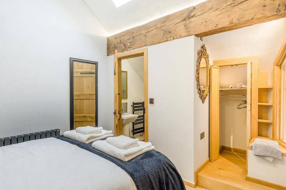 7 Bed in Stoke-on-Trent (oc-t32196) in Stoke-on-Trent, Midlands
