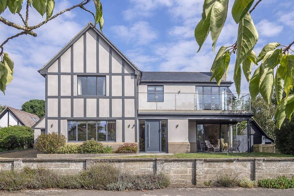 Cottage for 8 People in Thorpeness, Suffolk