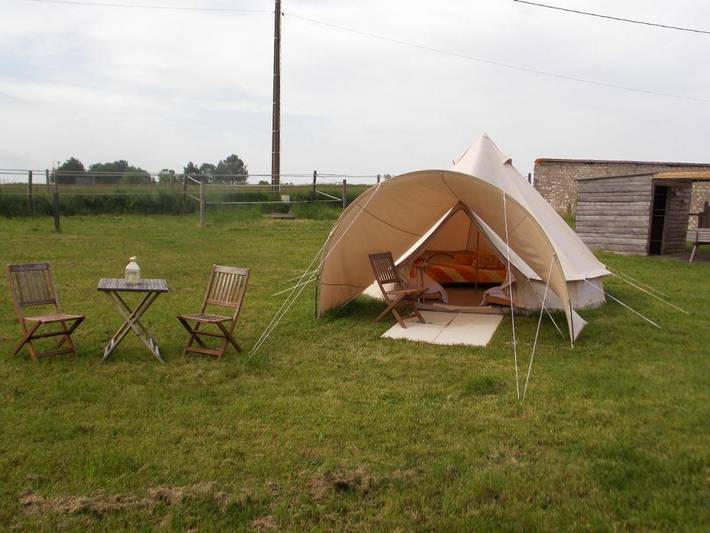 Location de vacances pour 3 personnes, avec vue et jardin à Cléry-Saint-André - 3