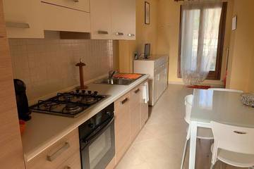 Gîte pour 2 personnes, avec jardin et terrasse à Camporosso