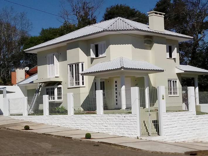 Casas e apartamentos de temporada para 4 pessoas, com jardim e vista para o lago e ainda vista, com animais de estimação em Santa Cruz do Sul
