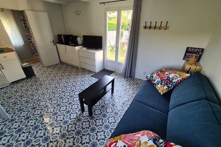 Cottage-Hütte-Eigenes Badezimmer-Blick auf die Landschaft in Rivarennes, Loire-Tal