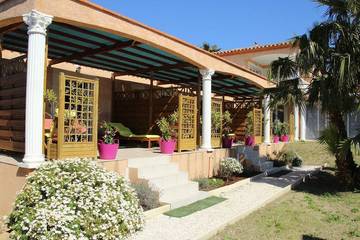 Gîte pour 3 personnes, avec terrasse et jardin à Villelongue-de-la-Salanque