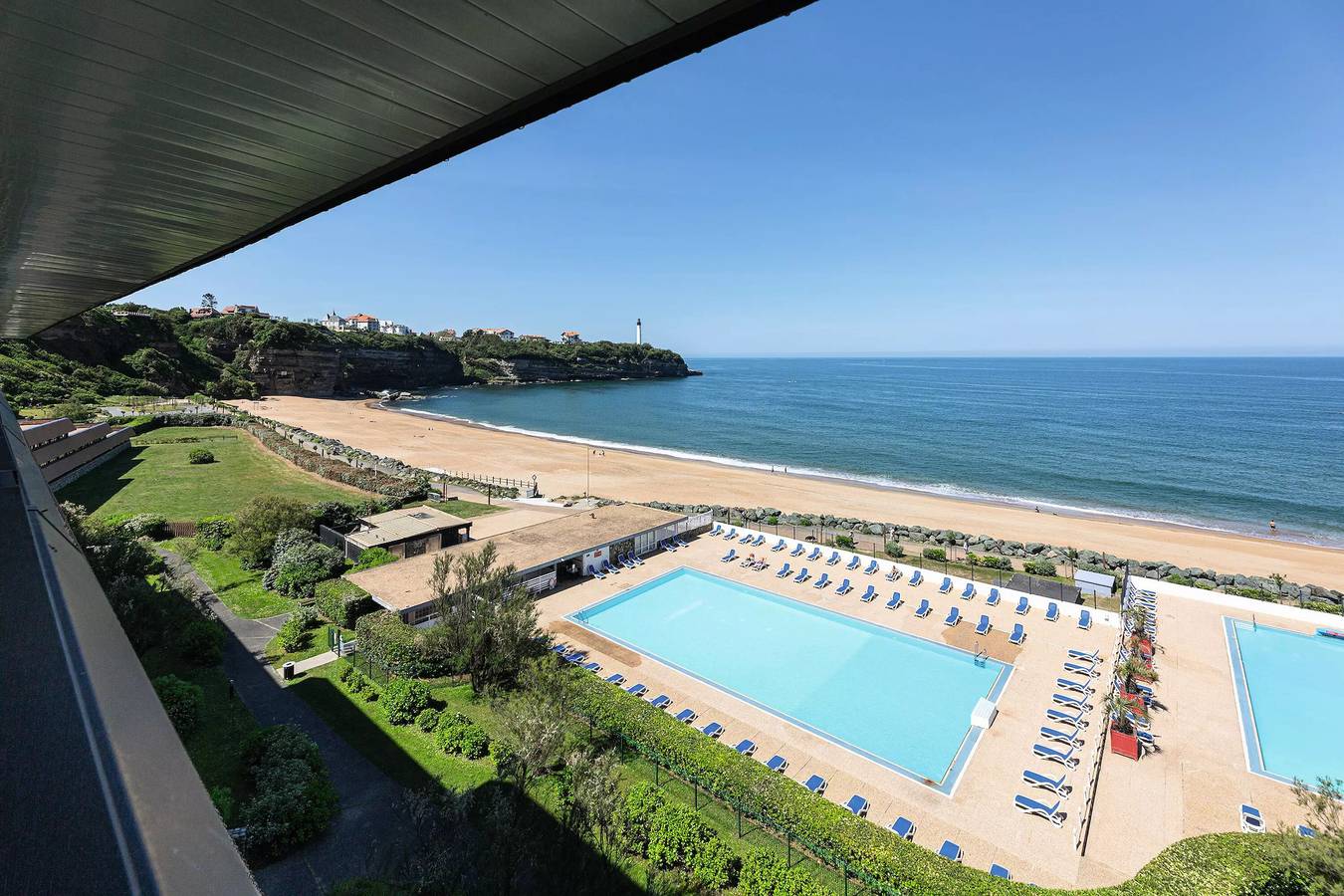 Chambre Premium 2 Chambres 2 Adultes et 1 Enfant avec vue imprenable mer in Anglet, Région de Bayonne