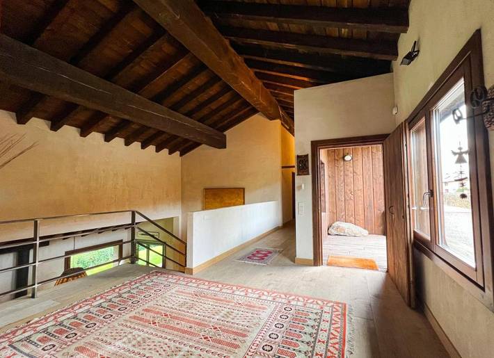 Location de vacances pour 12 personnes, avec vue ainsi que jardin et terrasse à Nahuja - 2