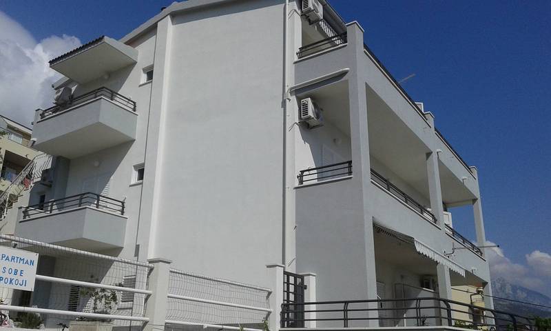 Ferienwohnung für 5 Personen, mit Terrasse in Baska Voda - 2