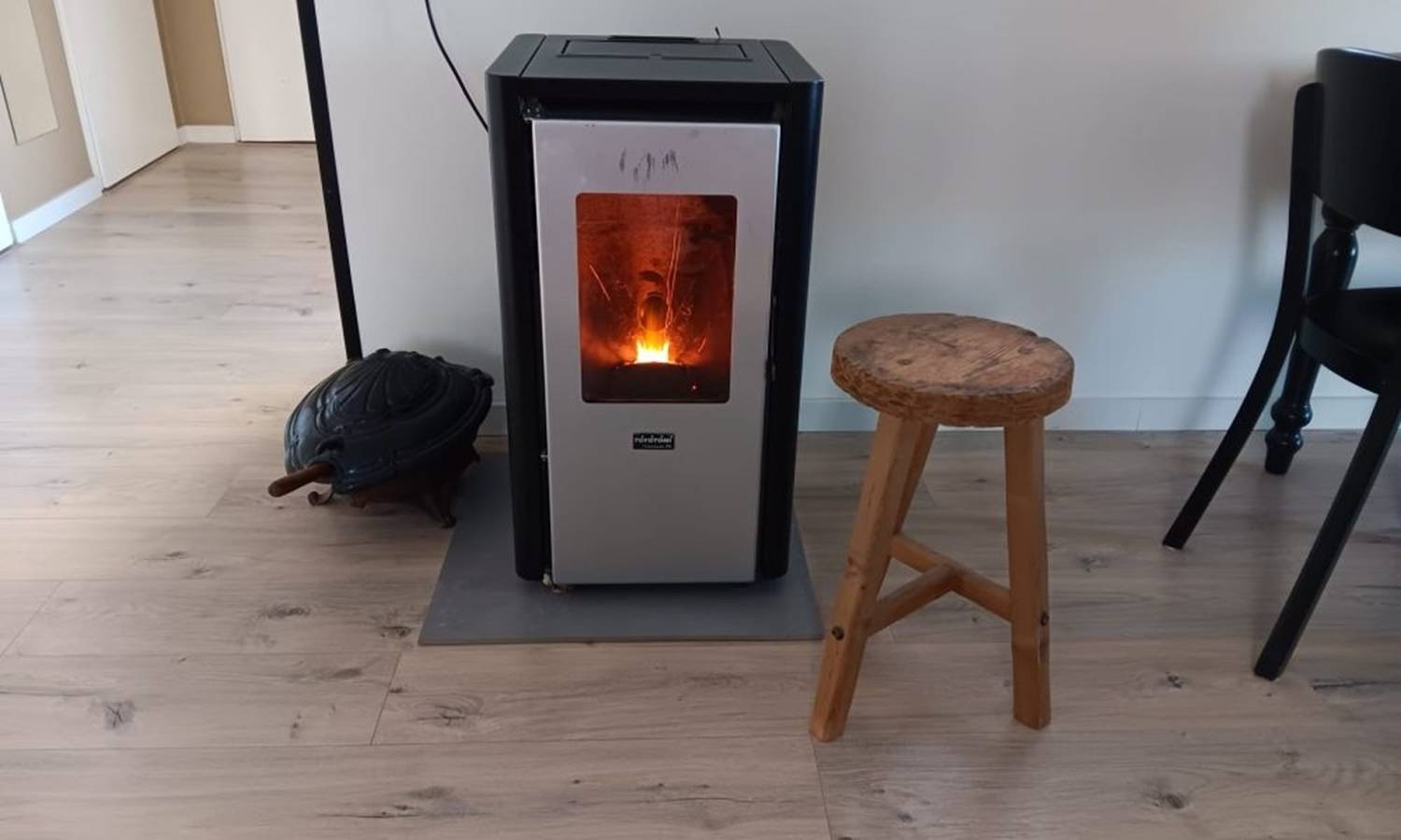 Stijlvol chalet voor 5 personen, rustig gelegen met tuin in Rheezerveen in Hardenberg, Regio Zwolle