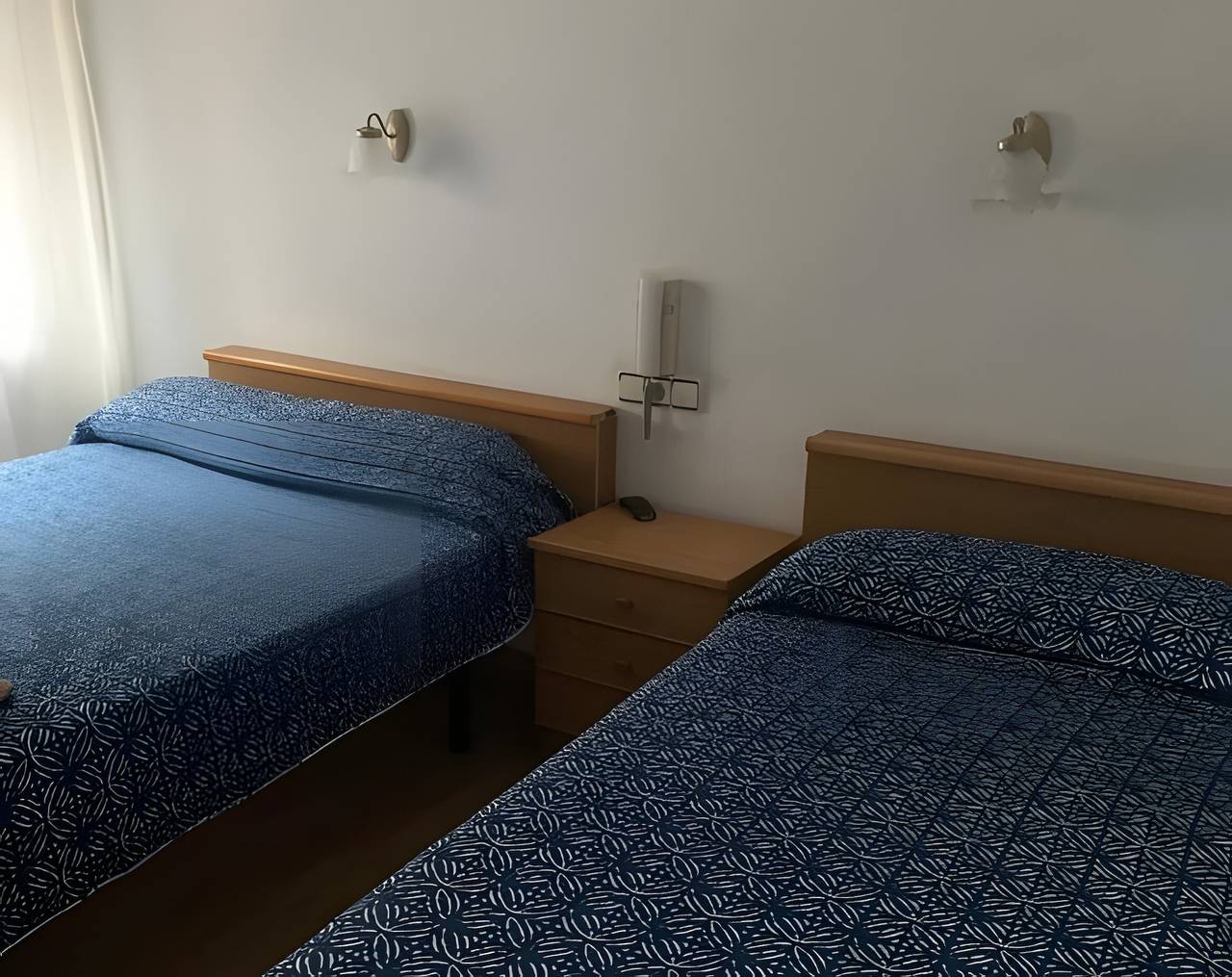 Chambre 25 à l'Hostal Oria avec Wi-Fi in Luarca, Valdés