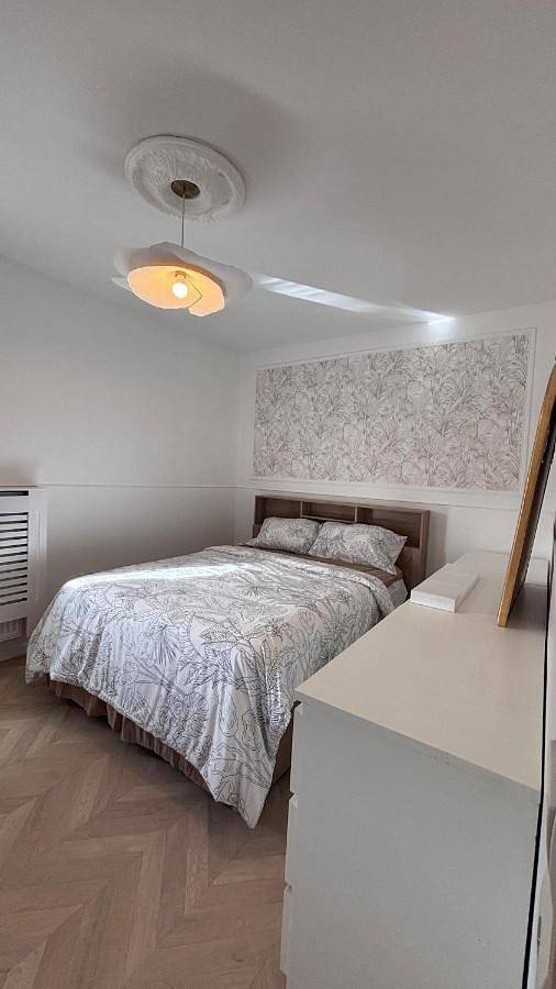 Gîte pour 4 personnes, avec terrasse à Limeil-Brévannes