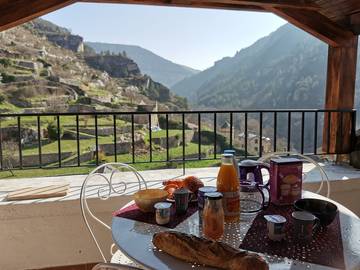 Gîte pour 2 personnes, avec terrasse dans Gorges du Tarn Causses