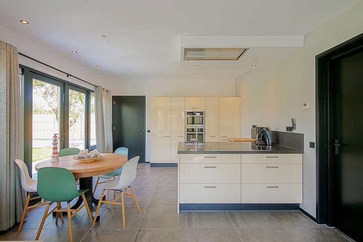 Ferienhaus für 6 Personen, mit Terrasse und Balkon/Terrasse in Julianadorp - 3