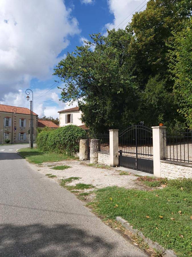 Gîte pour 2 personnes, avec jardin et vue à Francescas - 3