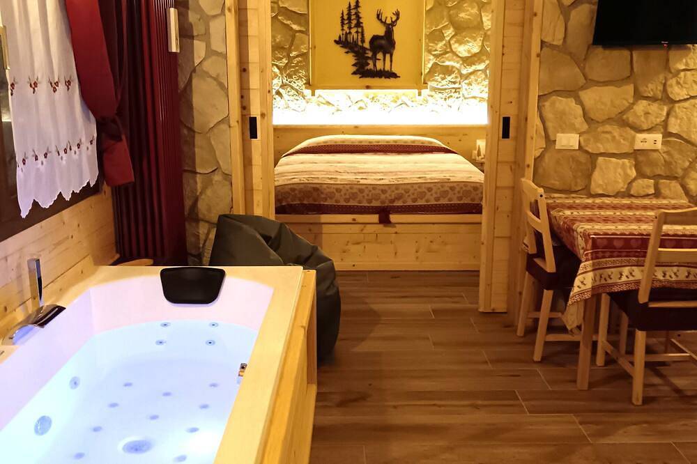 Ganze Wohnung, D_Al Ranch Wellness Apartments Dolomiti Cadore Cortina Olympic Games '26 in Pieve di Cadore, Östliche Dolomiten