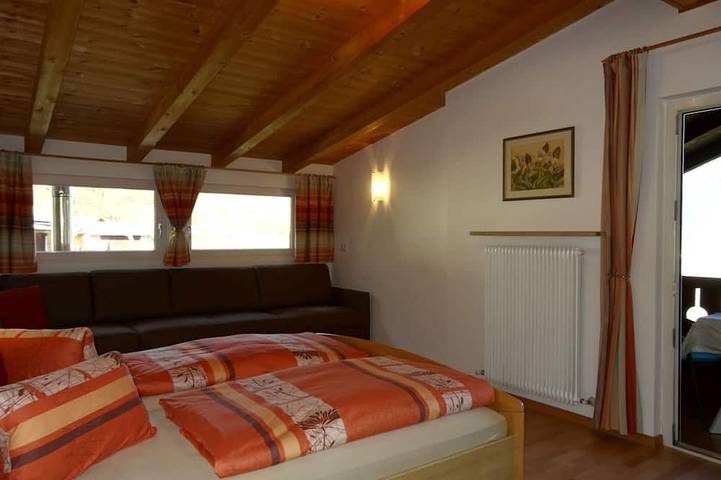 Ferienwohnung für 3 Personen, mit Balkon und Garten sowie Pool in Naturns - 3