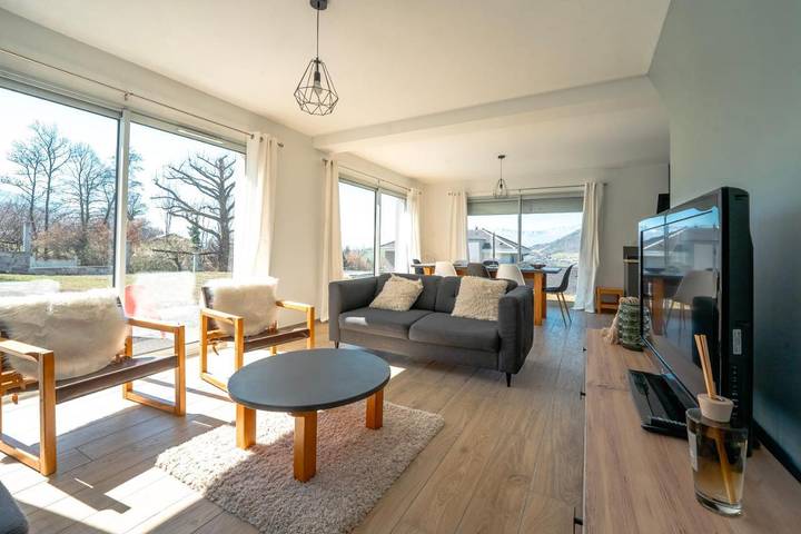 Location de vacances pour 10 personnes, avec jardin et vue à Saint-Martin-d'Uriage - 3