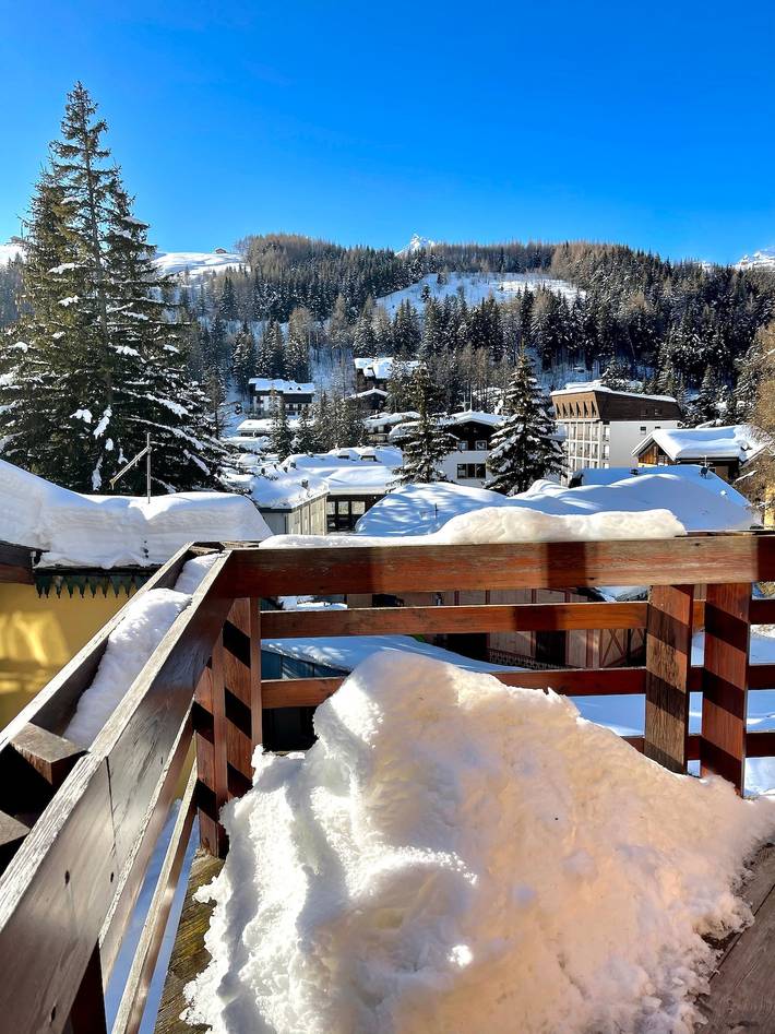 Appartement entier, Appartement « La Zoca » avec vue sur la montagne et balcon in Madesimo (Village), Madesimo