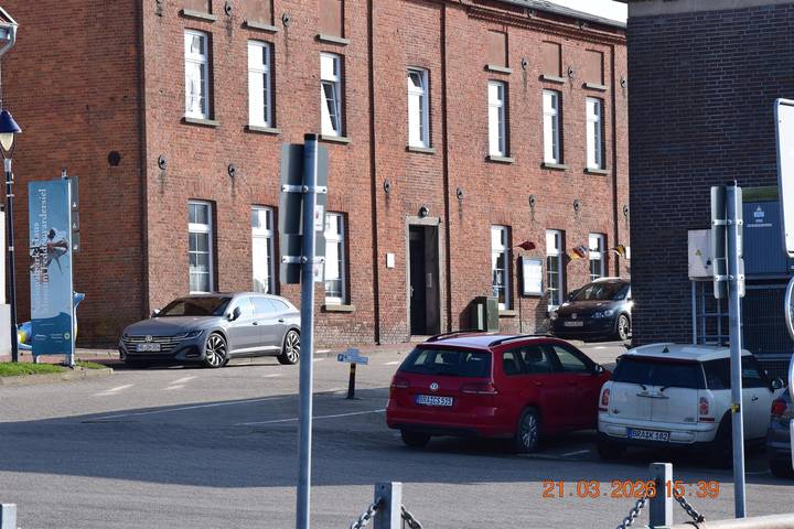 Appartement de vacances entier, Ferienwohnung Hafenkoje in Fedderwardersiel, Butjadingen