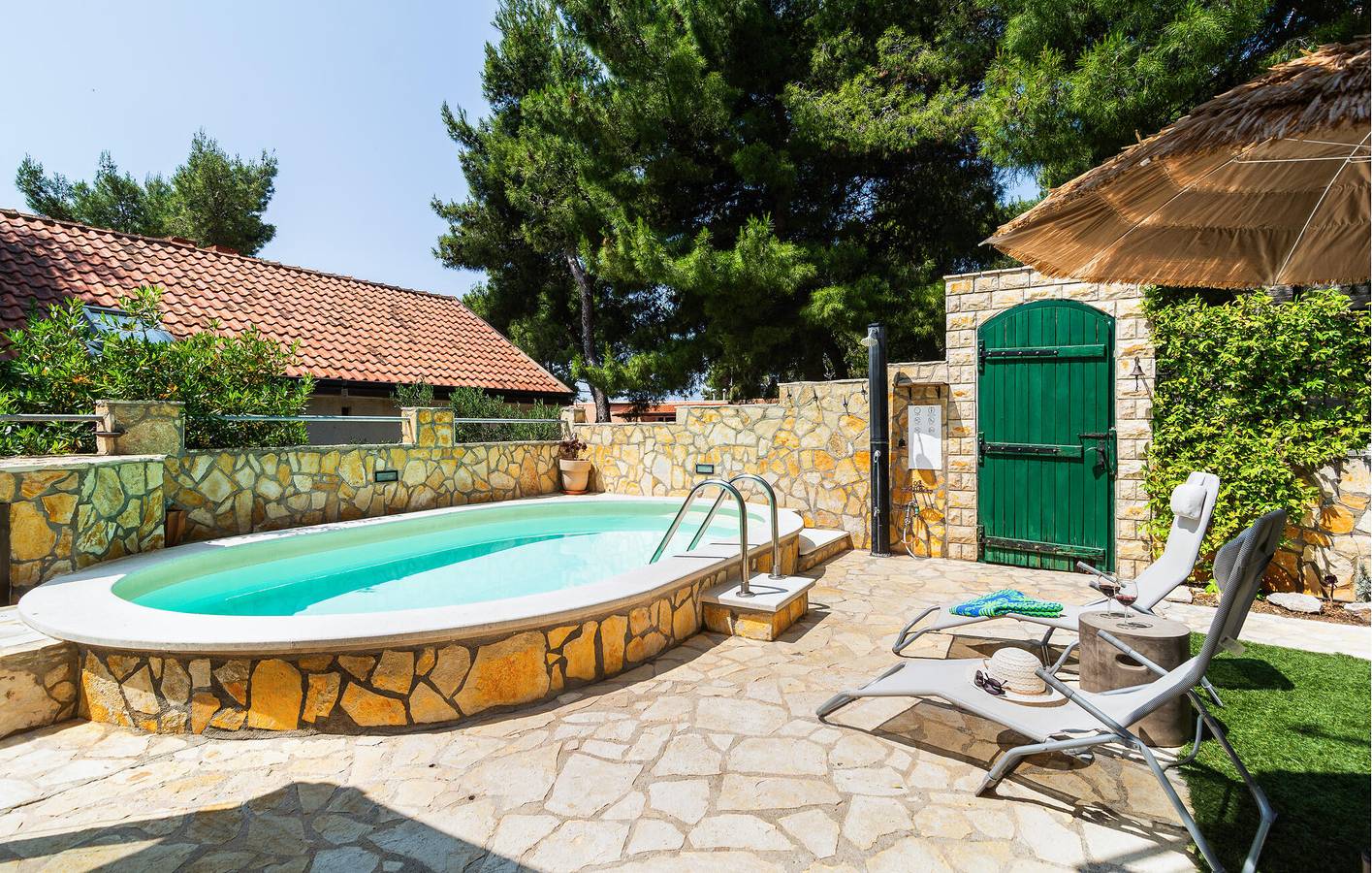 Geheel vakantieappartement, Vakantieappartement voor 4 personen met terras in Hvar