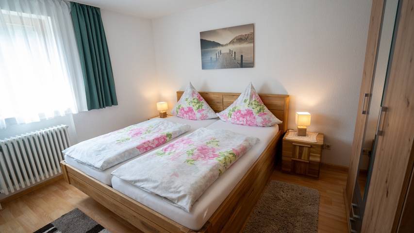Ganze Wohnung, Ferienwohnung "Haus Franziska" mit Bergblick, Privat-Terrasse und Wlan in Brandenberg (Todtnau), Todtnau