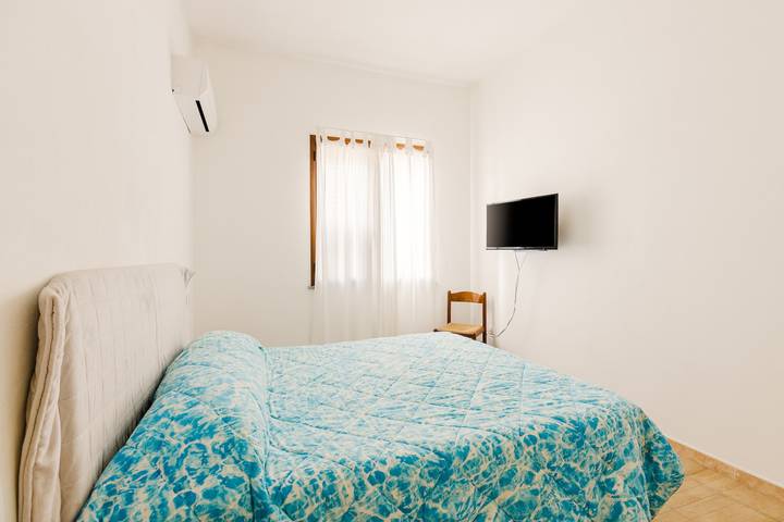 Gîte pour 3 personnes, avec Balcon à Cabras - 2