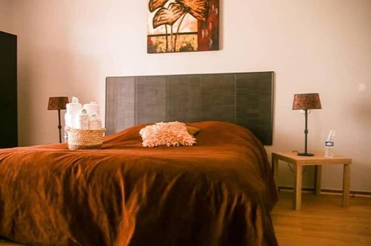 Hôtel pour 2 personnes, avec jardin à Ginasservis - 2