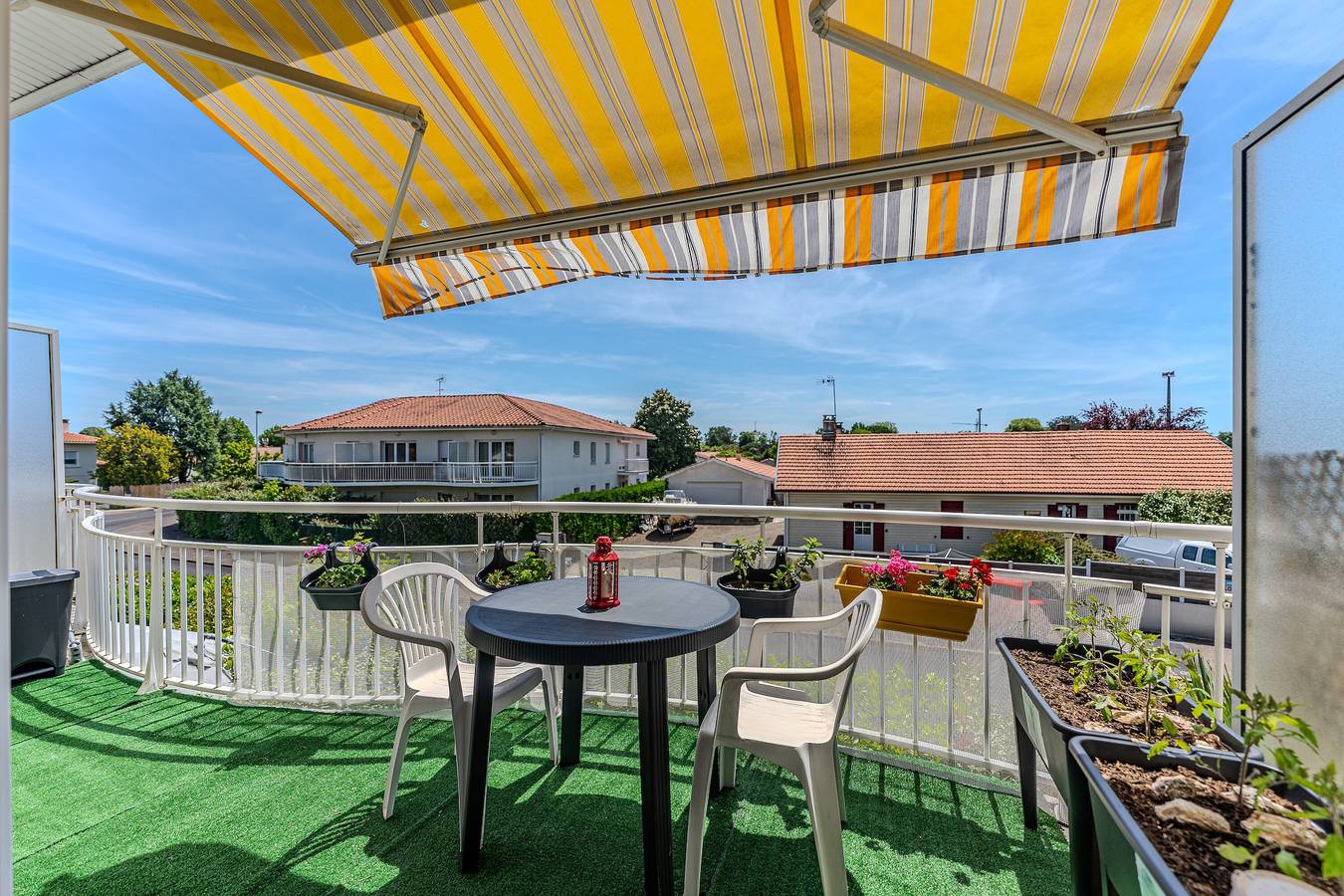 Ganze Wohnung, Ferienwohnung 'Proche Plage Parentis' mit privater Terrasse und Wlan in Parentis-en-Born, Côte d’Argent