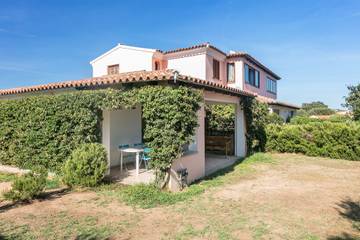 Casa Vacanza per 11 Persone in Monte Petrosu, San Teodoro, Foto 1