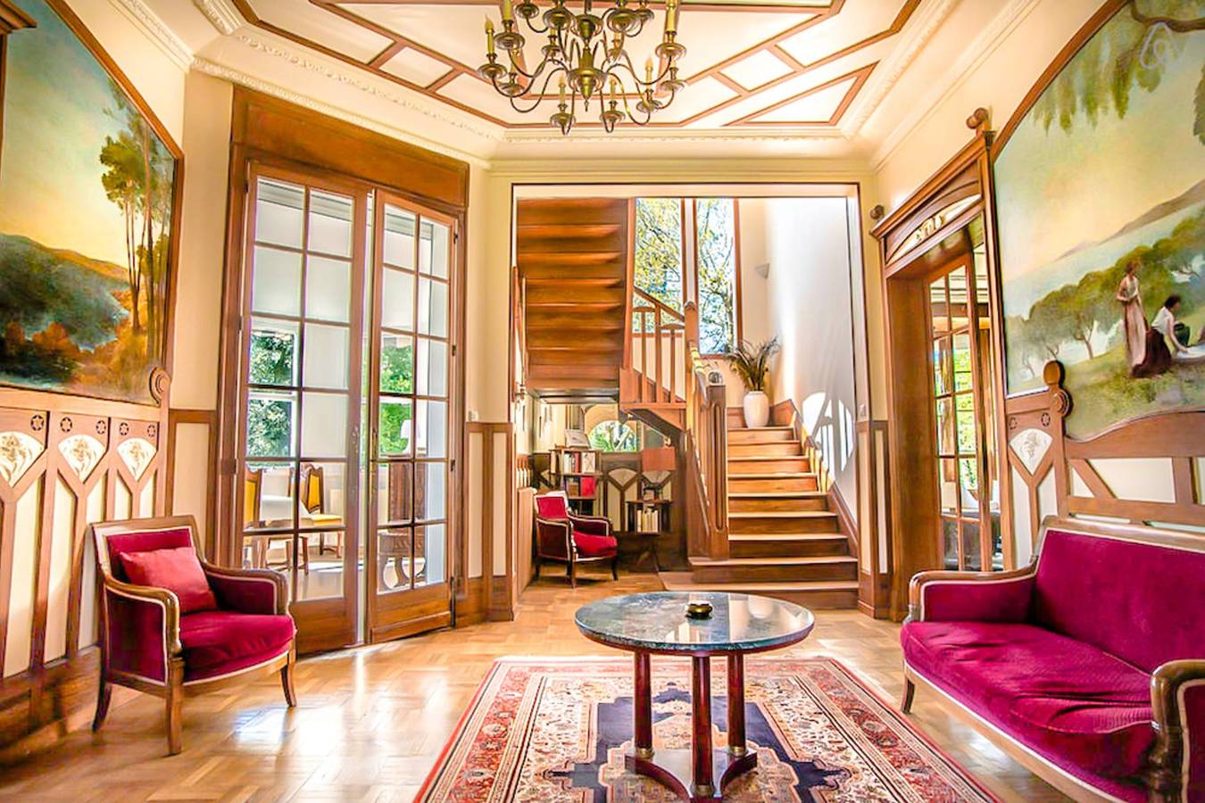 Villa Arcachonnaise spacieuse au style authentique proche de la plage in Le Moulleau, Arcachon