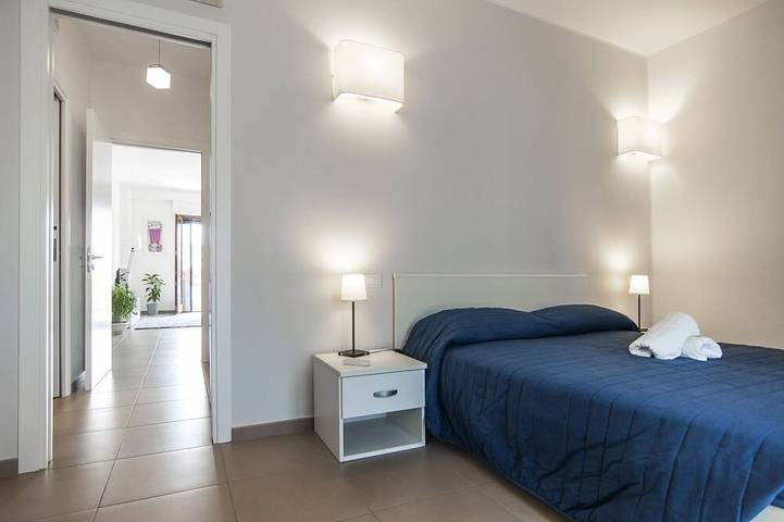 Appartement entier, La terrasse sur les fonds in Fondi, Province de Latina