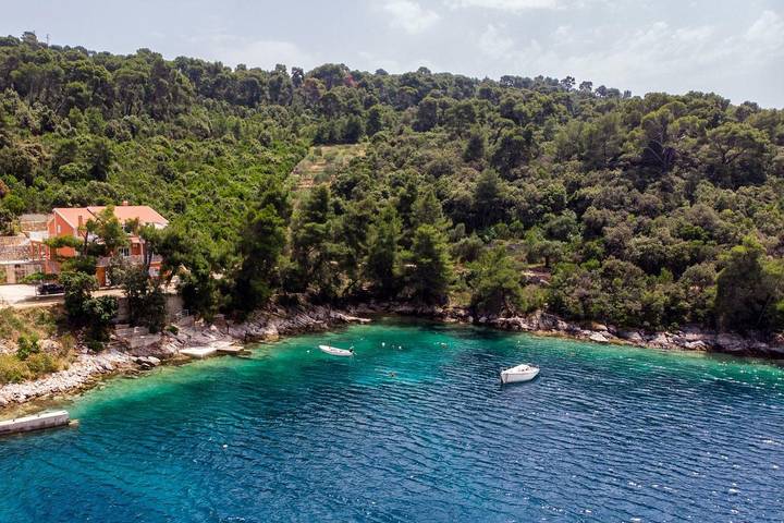 Apartamento entero, Apartamento-estudio en la playa Brna, Korcula -a in Blato, Korcula