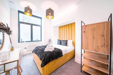 Apartment for 2 People in Huddersfield, West Yorkshire, Photo 1