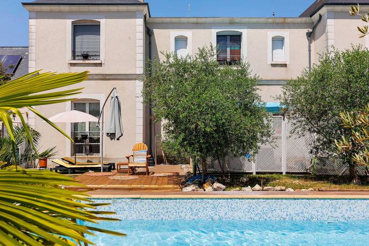 Chambre d’hôte pour 2 personnes, avec Jardin à Notre-Dame-d'Oé