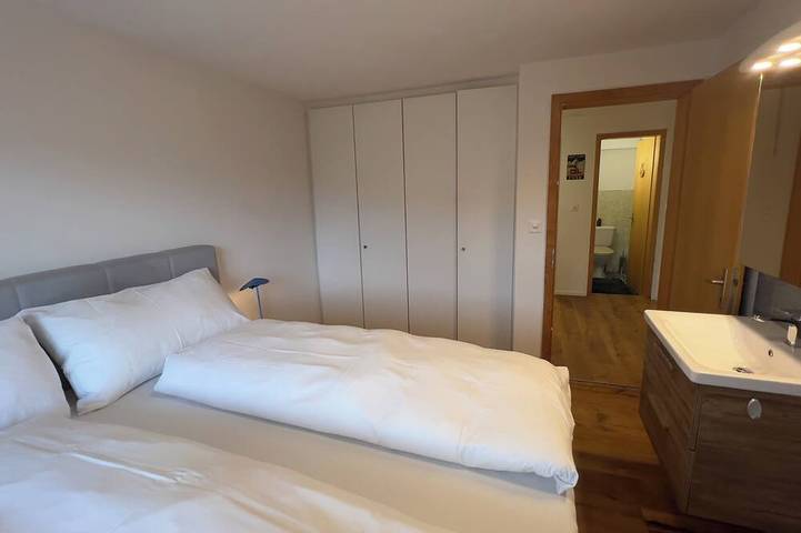 Ganze Wohnung, Hydeaway Andiast Wo nichts muss. Und alles entsteht. Für Ihre Auszeit. in Andiast, Alpenarena