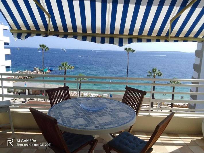 Lägenhet för 4 Personer, med Balkong samt Terass och Utsikt i Juan-les-Pins