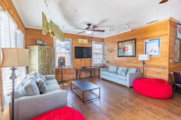 Gîte pour 24 personnes, avec jardin et balcon, adapté aux familles à Key West