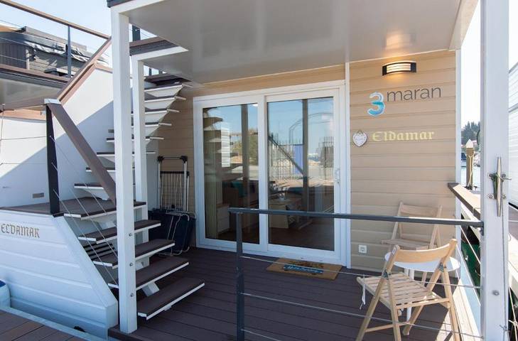 Husbåd for 4 personer, med Havblik og Terrasse såvel som Jacuzzi og Udsigt i Slovenien