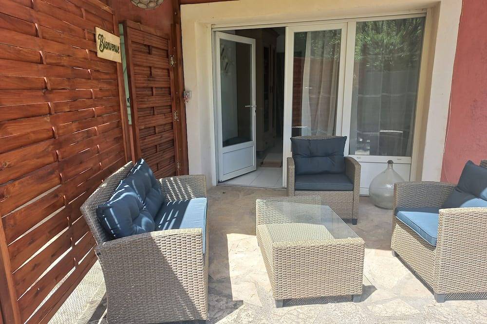 Apartamento inteiro, Appartement En Rez De Jardin Privatif Et Independant Dans Maison in Aix-en-Provence, Aix-en-Provence (Região)