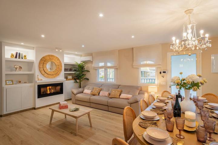 Casa de vacaciones para 20 personas, con terraza y jardín en Monforte del Cid