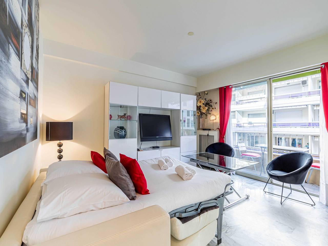 Appartement entier, Cosy studio coeur de Cannes - Proche mer in Cannes, Côte méditerranéenne (France)