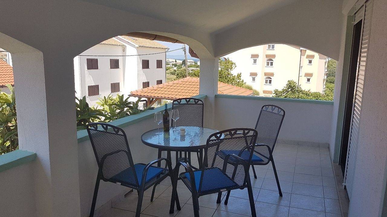 Ganze Ferienwohnung, Ferienwohnung für 6 Personen (44 m²) in Lopar in Lopar, Rab